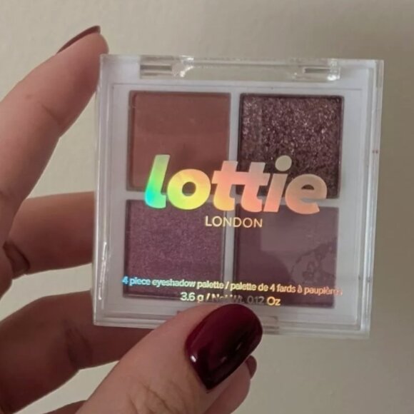 Brand New Lottie London THE MAUVES Quad Eyeshadow Palette - Picture 5 of 8